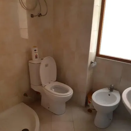 Apartment Studio In *