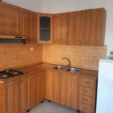Studio In * Golem (Tirana)