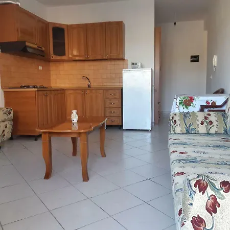 Studio In Apartment *